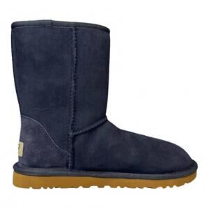 NEW UGG women's classic short boots in navy